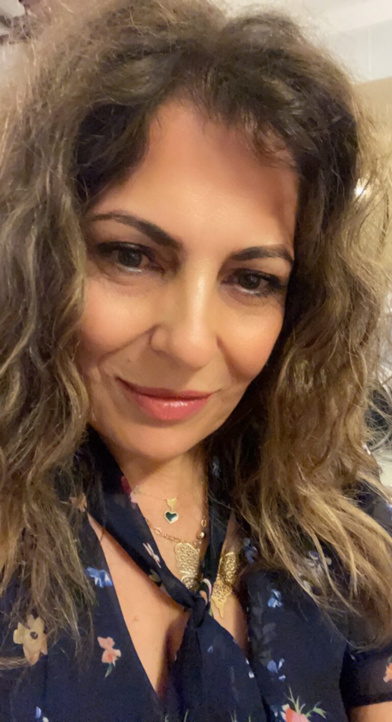 اخلاص فرنسيس