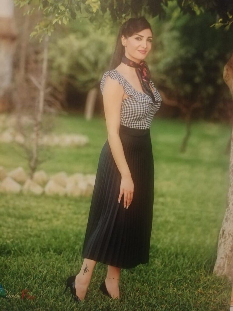 8ABEB2FE-86DD-4491-BD01-39E417AAB785