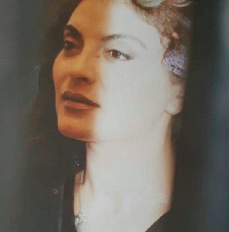 فيفيان