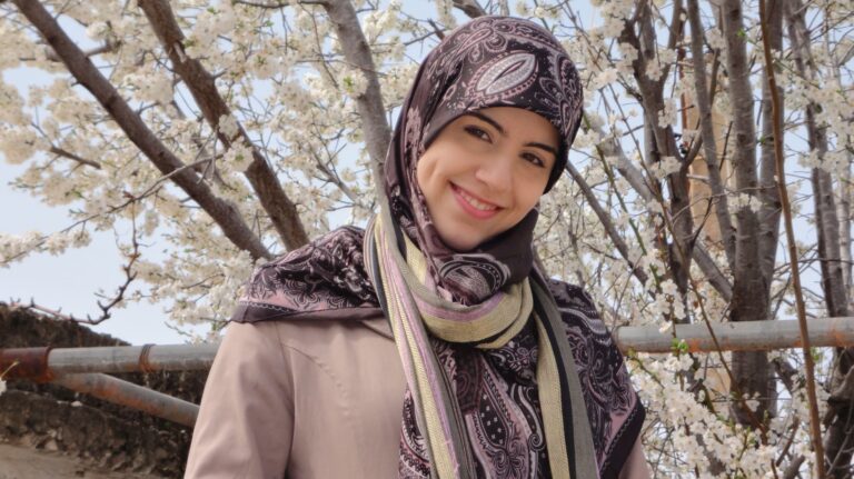 سارة الزين