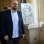 وجوه إذا حكت