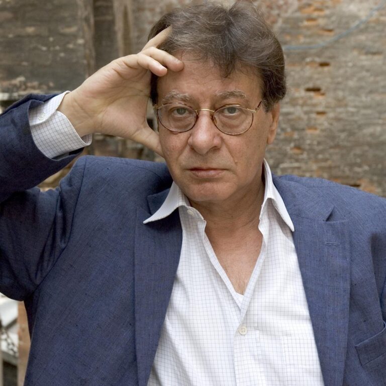 Mahmoud Darwish