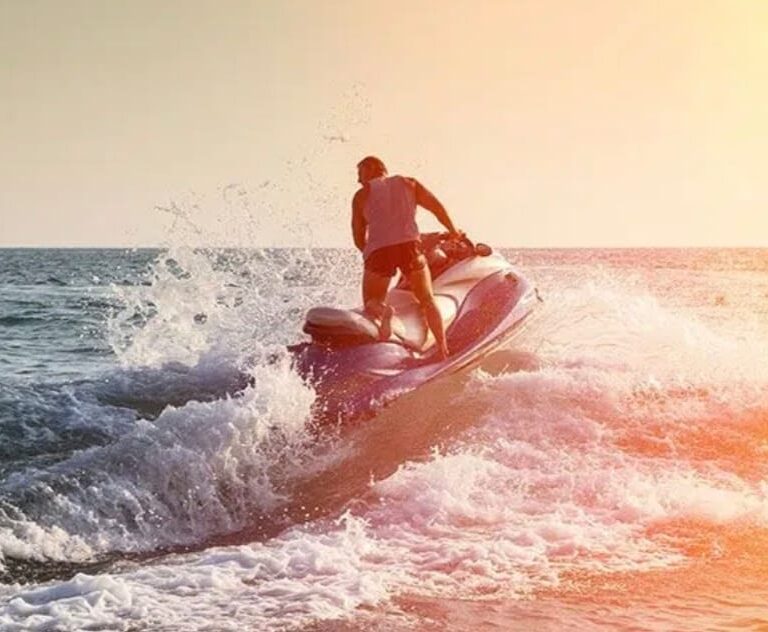 Jet ski