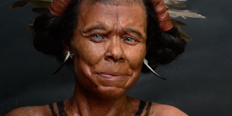 اكتشاف جنائزي فريد: امرأة العصر الميزوليتي في كهف مارغو – بلجيكا
